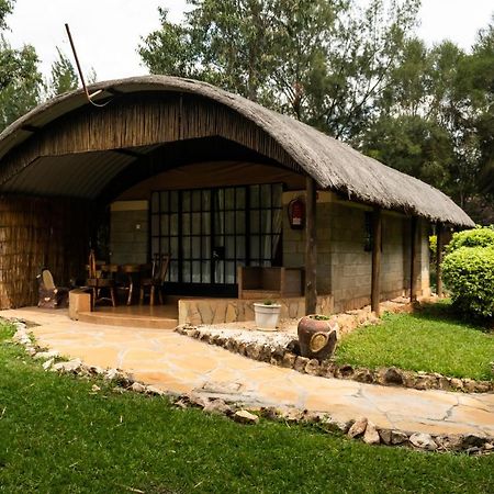 Poa Place Resort & Hotel - Where Nature Meets Comfort Елдорет Екстериор снимка