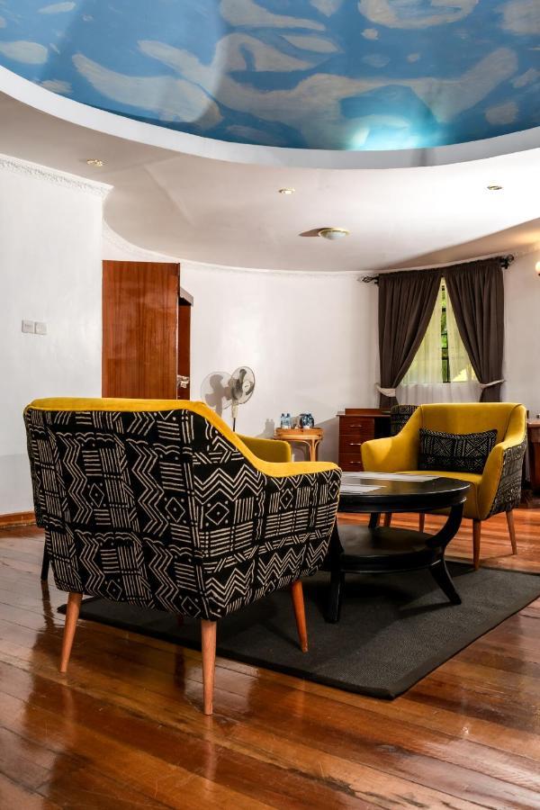 Poa Place Resort & Hotel - Where Nature Meets Comfort Елдорет Екстериор снимка