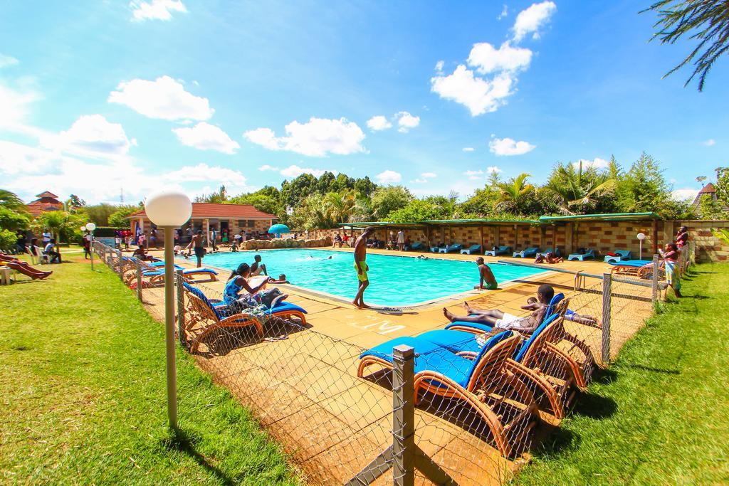 Poa Place Resort & Hotel - Where Nature Meets Comfort Елдорет Екстериор снимка