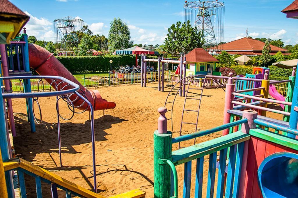 Poa Place Resort & Hotel - Where Nature Meets Comfort Елдорет Екстериор снимка
