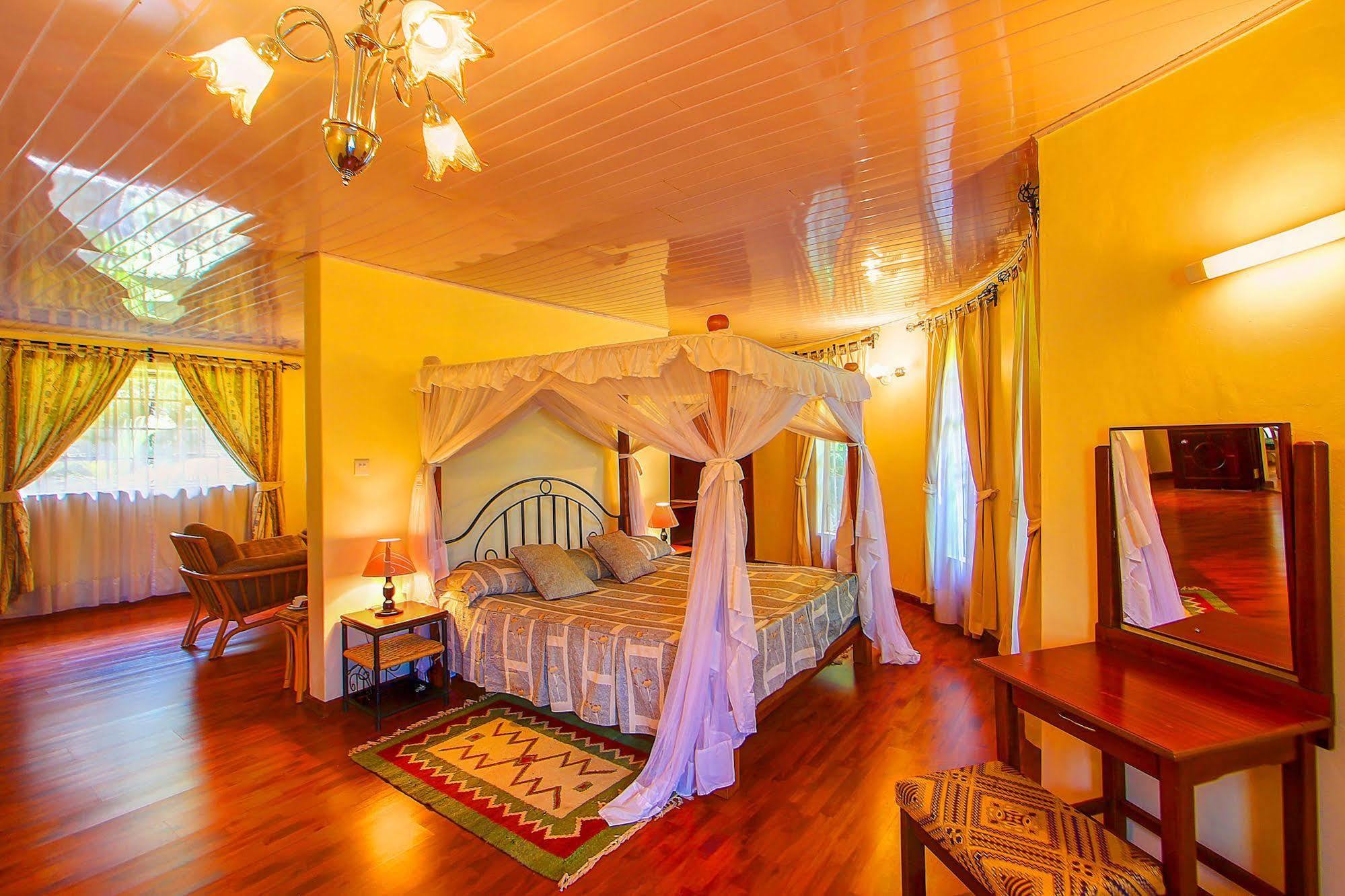 Poa Place Resort & Hotel - Where Nature Meets Comfort Елдорет Екстериор снимка